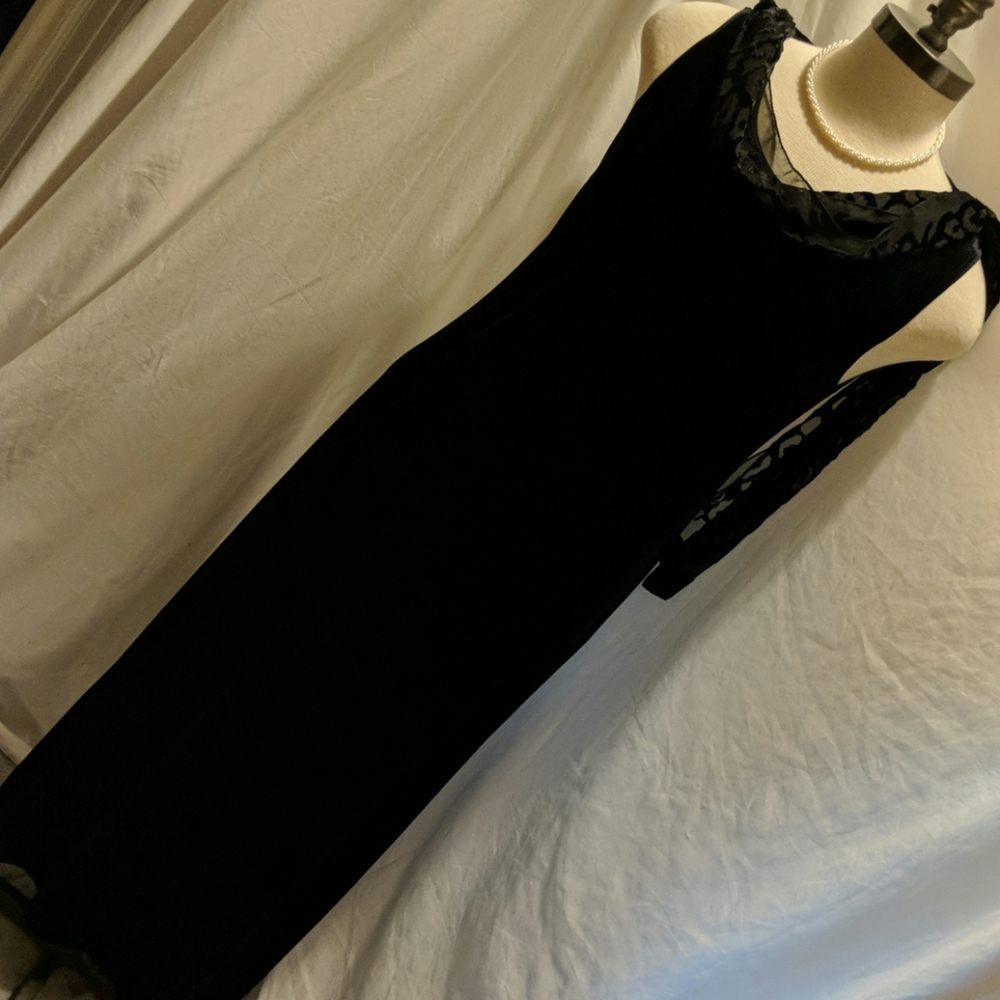 Black Velvet Worthington dress